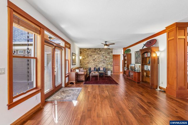 1126 Cascara Lp S, Salem, OR 97302