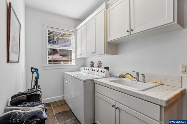 1126 Cascara Lp S, Salem, OR 97302