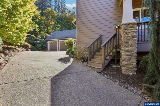 1126 Cascara Lp S, Salem, OR 97302