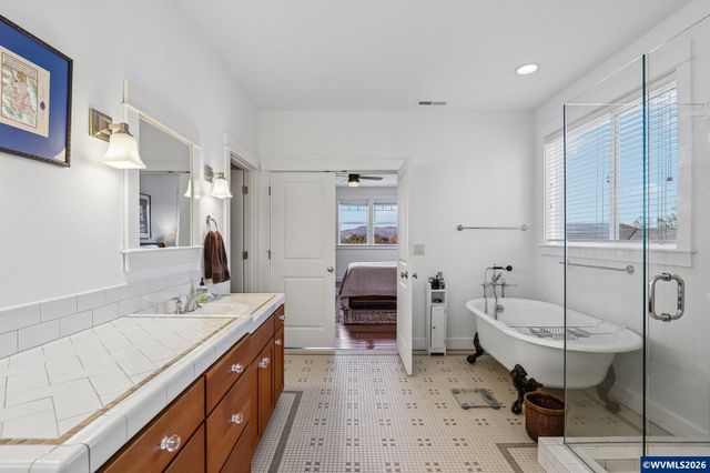 1126 Cascara Lp S, Salem, OR 97302