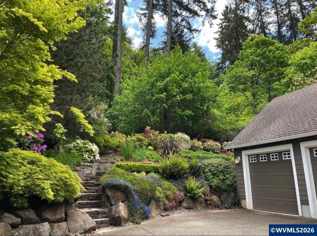 1126 Cascara Lp S, Salem, OR 97302