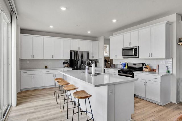 28229 Blossom Court, Valley Center, CA 92082