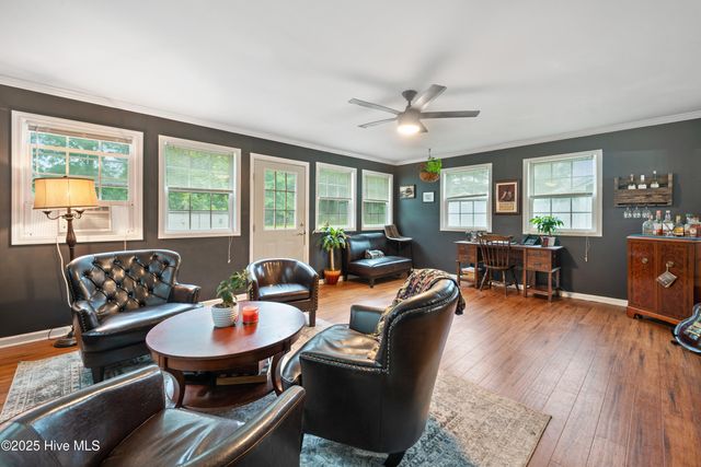 128 Sweetwater Drive, Jacksonville, NC 28540