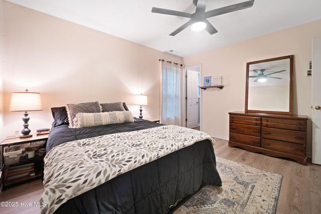 128 Sweetwater Drive, Jacksonville, NC 28540