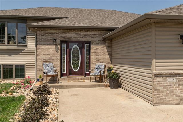 205 10th Avenue SE, Kasson, MN 55944