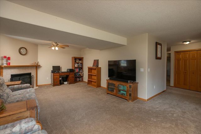 205 10th Avenue SE, Kasson, MN 55944