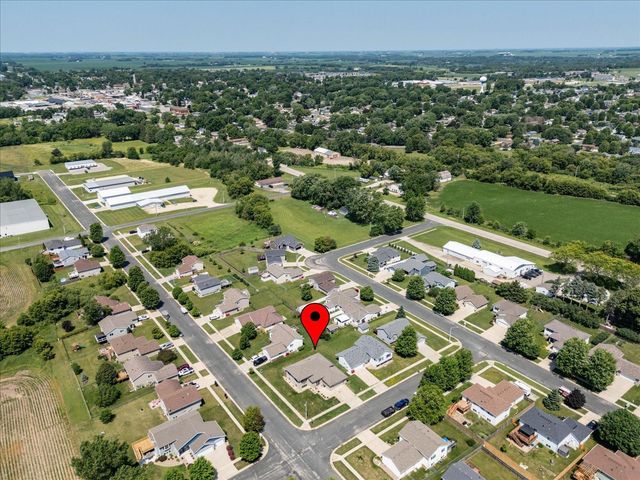 205 10th Avenue SE, Kasson, MN 55944