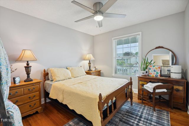 134 Yarrow Drive, Bluff City, TN 37618