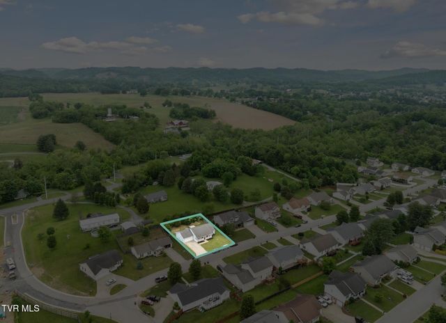 134 Yarrow Drive, Bluff City, TN 37618