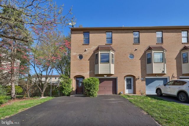 2559 MADISON AVE, Bethlehem, PA 18017