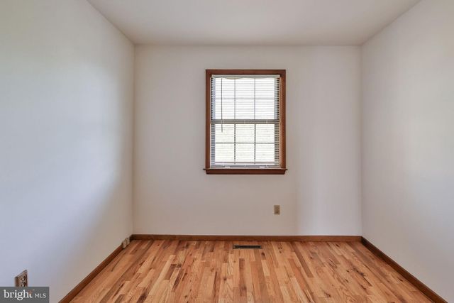 2559 MADISON AVE, Bethlehem, PA 18017