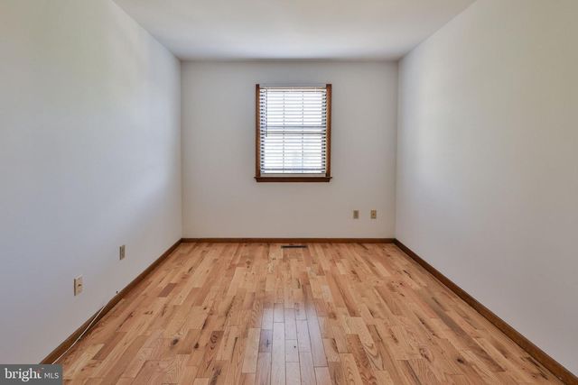 2559 MADISON AVE, Bethlehem, PA 18017