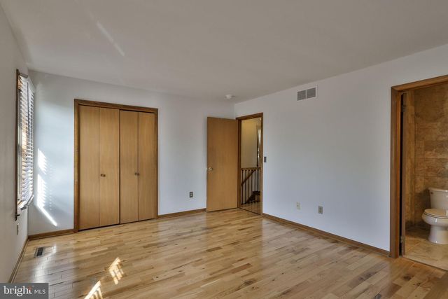 2559 MADISON AVE, Bethlehem, PA 18017