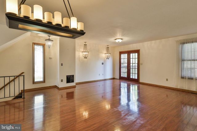 2559 MADISON AVE, Bethlehem, PA 18017