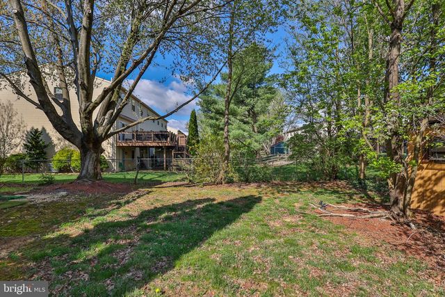 2559 MADISON AVE, Bethlehem, PA 18017