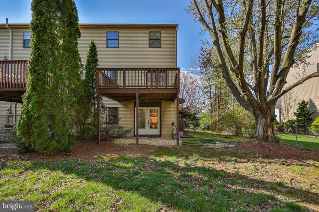 2559 MADISON AVE, Bethlehem, PA 18017