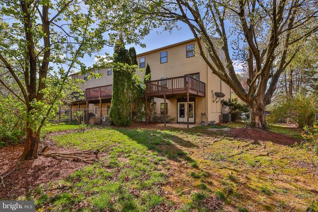 2559 MADISON AVE, Bethlehem, PA 18017