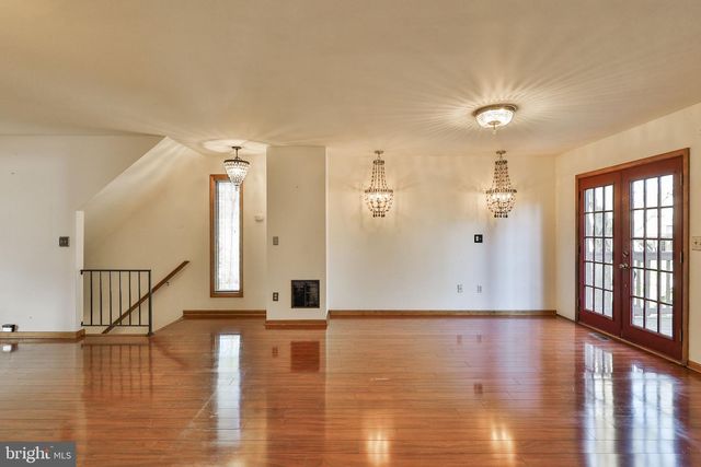 2559 MADISON AVE, Bethlehem, PA 18017