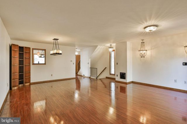 2559 MADISON AVE, Bethlehem, PA 18017