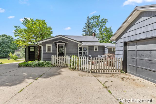510 E Main Street, Ionia City, MI 48846