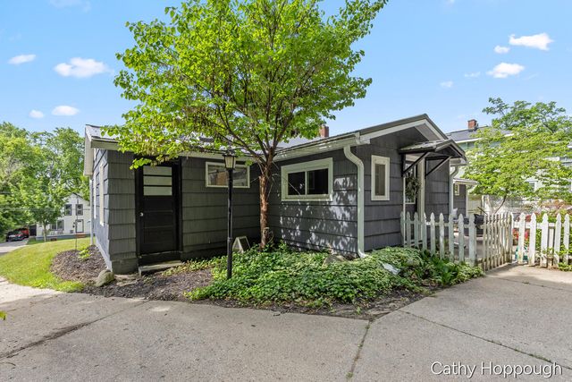 510 E Main Street, Ionia City, MI 48846