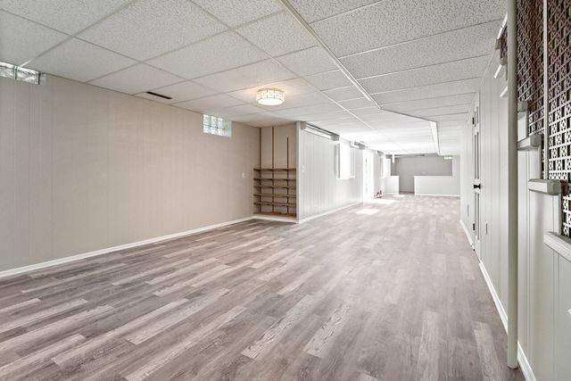 2720 N Bayview Lane, Mchenry, IL 60051