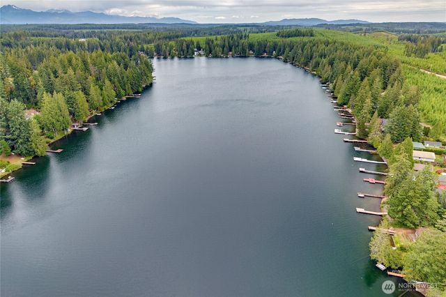 380 E Benson Lake Road, Grapeview, WA 98546
