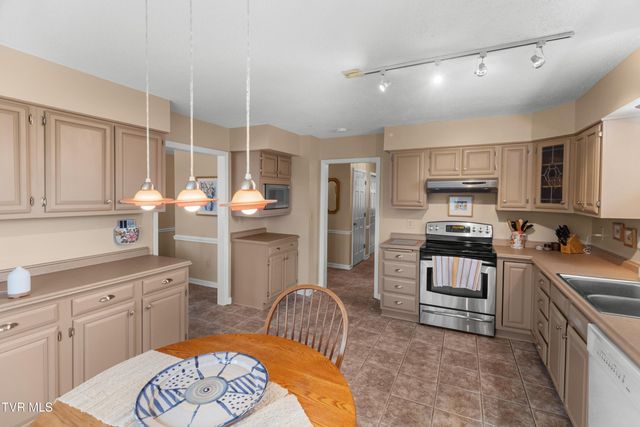 1204 Rambling Court, Greeneville, TN 37743