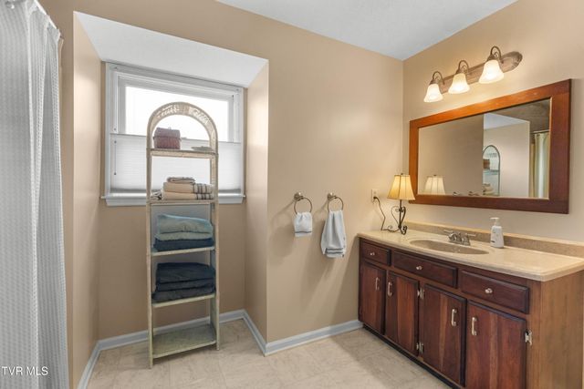 1204 Rambling Court, Greeneville, TN 37743