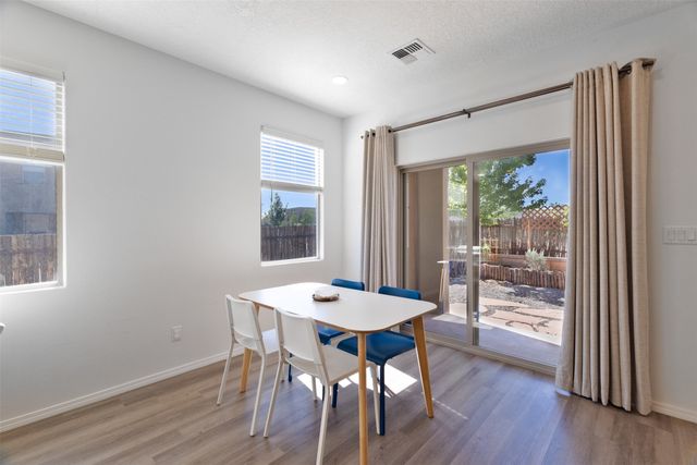 7151 Plaza Central, Santa Fe, NM 87507