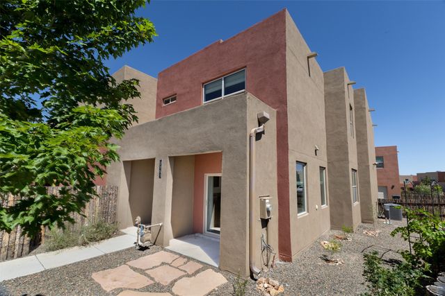 7151 Plaza Central, Santa Fe, NM 87507