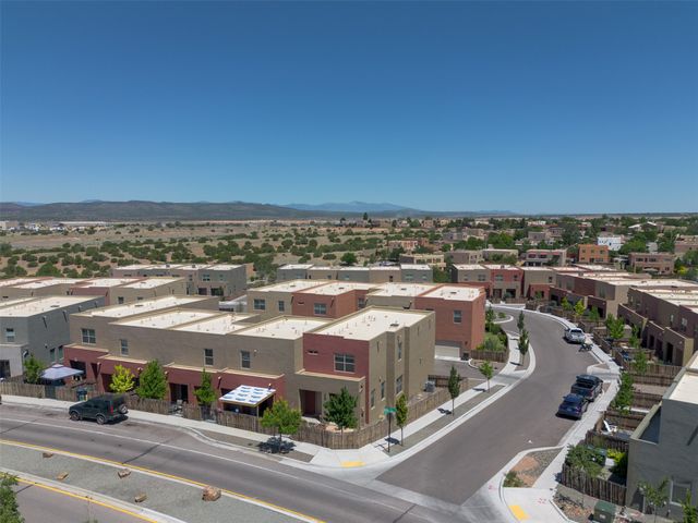 7151 Plaza Central, Santa Fe, NM 87507