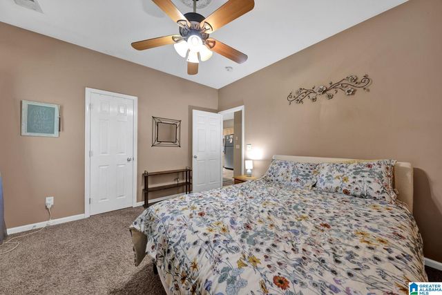 1224 PEBBLE CREEK CIRCLE, Gardendale, AL 35071
