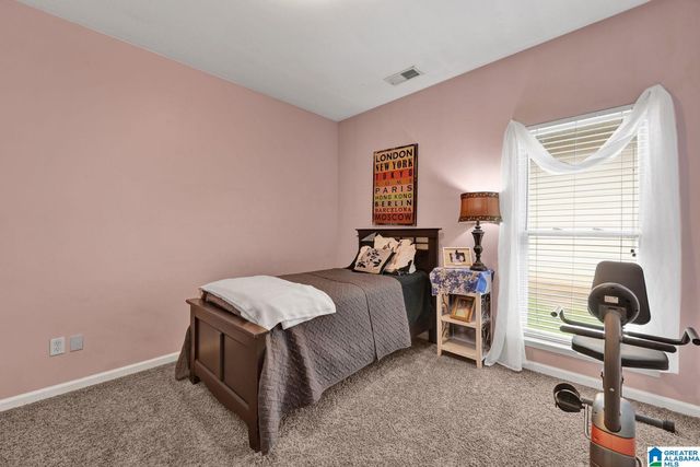 1224 PEBBLE CREEK CIRCLE, Gardendale, AL 35071