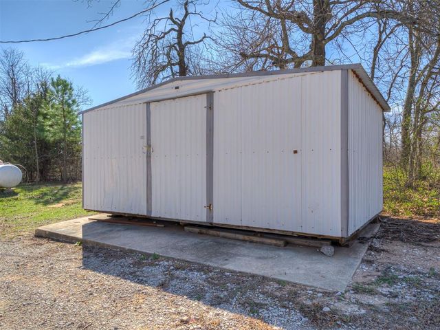 10000 S Peebly Road, Newalla, OK 74857