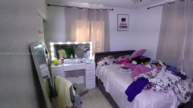 948 NW 14th Ct, Fort Lauderdale, FL 33311