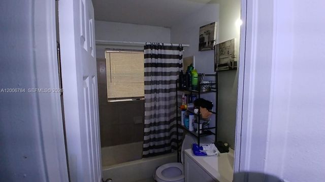 948 NW 14th Ct, Fort Lauderdale, FL 33311