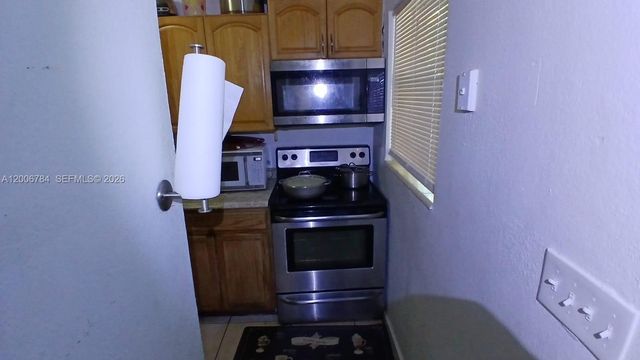 948 NW 14th Ct, Fort Lauderdale, FL 33311