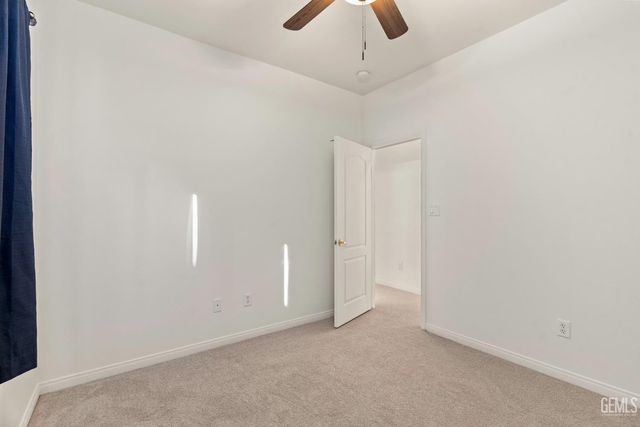 10807 Alexander Falls Avenue, Bakersfield, CA 93312