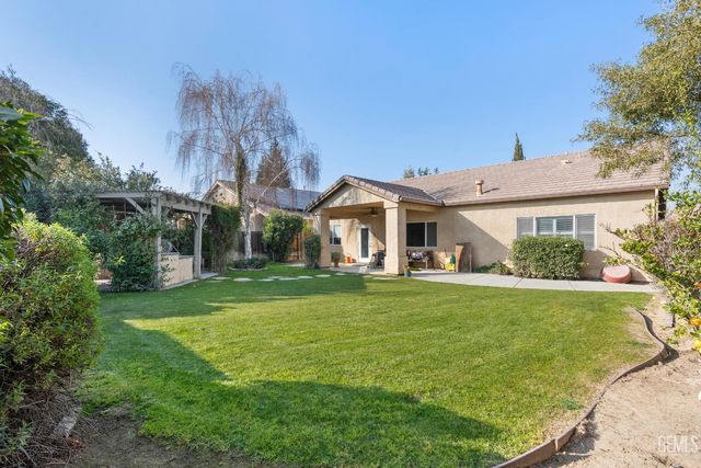 10807 Alexander Falls Avenue, Bakersfield, CA 93312