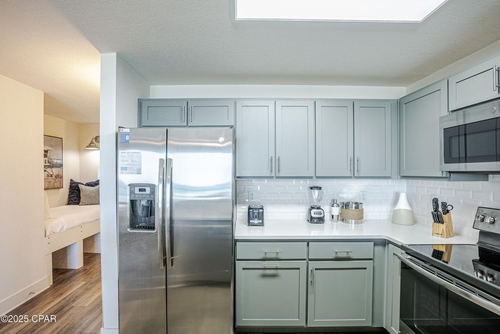 Image 18 of property listing at 15928 Front Beach Road 31908, Panama City Beach, FL 32413