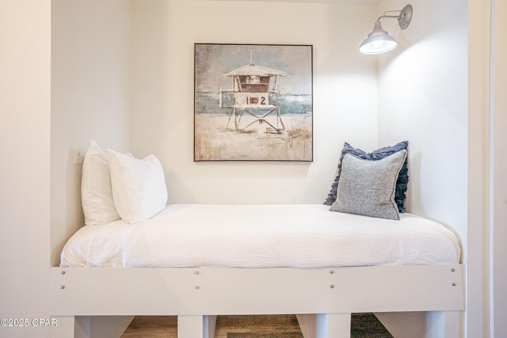 Image 23 of property listing at 15928 Front Beach Road 31908, Panama City Beach, FL 32413