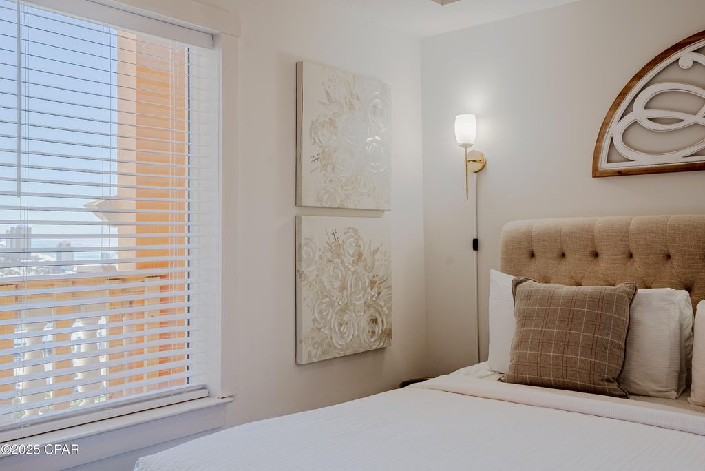 Image 33 of property listing at 15928 Front Beach Road 31908, Panama City Beach, FL 32413