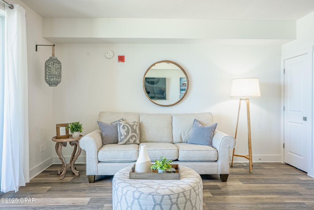 Image 6 of property listing at 15928 Front Beach Road 31908, Panama City Beach, FL 32413