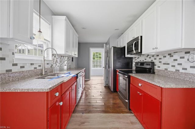 1704 Oakfield AVE, Norfolk, VA 23523