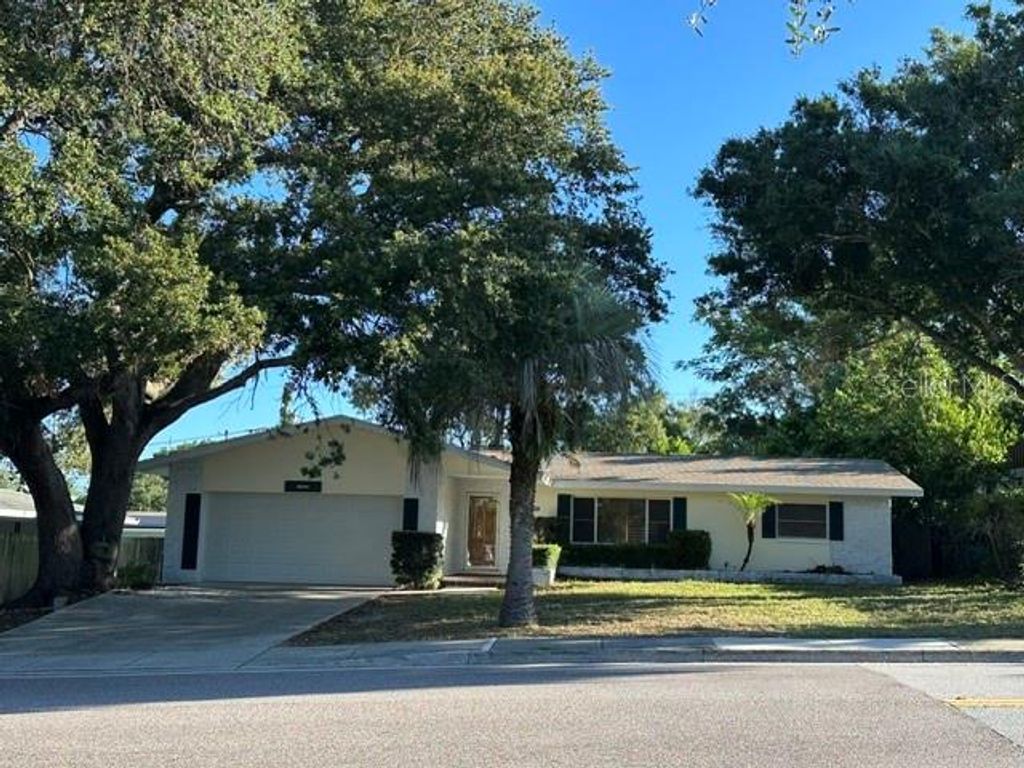 1520 PALMETTO STREET, Clearwater, FL 33755