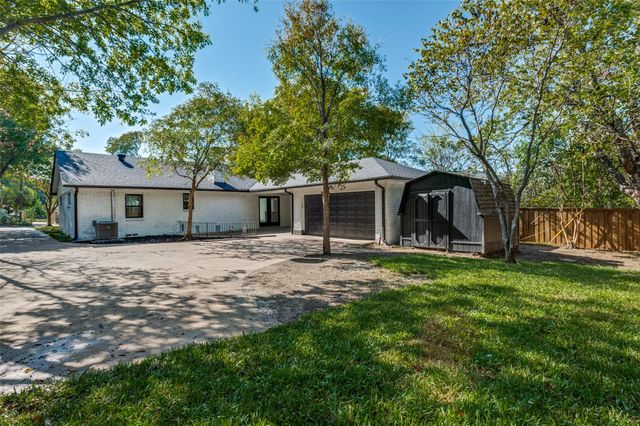 2330 Cody Drive, Dallas, TX 75228