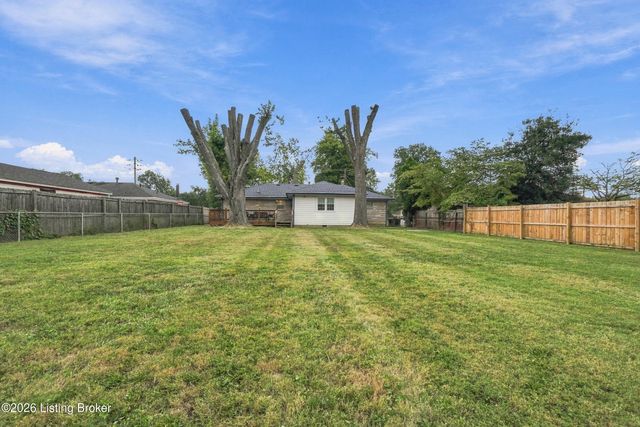 4418 Yolanda Dr, Louisville, KY 40216