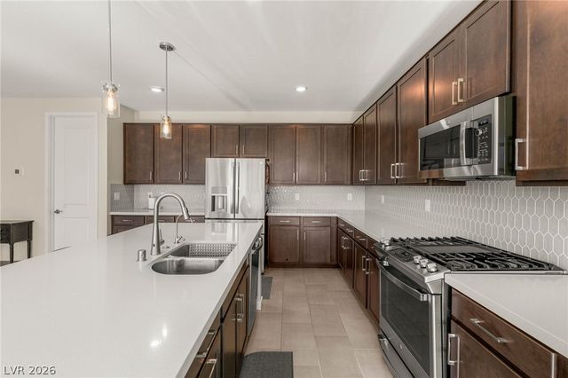 3017 Bounding Home Road, North Las Vegas, NV 89086