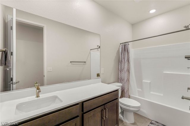 3017 Bounding Home Road, North Las Vegas, NV 89086